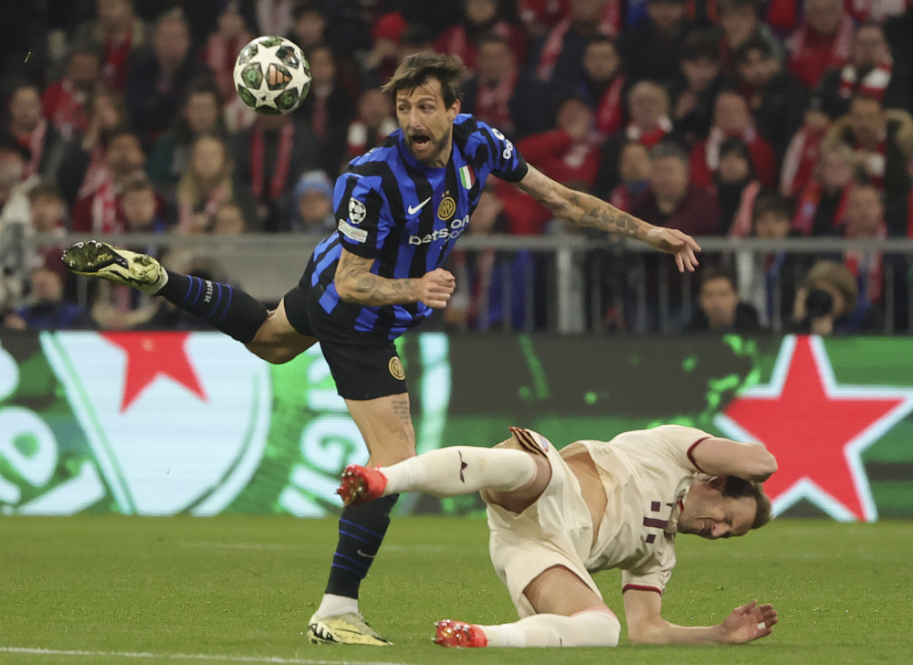 德转意甲门将身价前10：斯维拉尔3500万第1，迈尼昂2500万第2（德转公布意甲门将身价TOP10：斯维拉尔3500万居首，迈尼昂2500万位列第二）