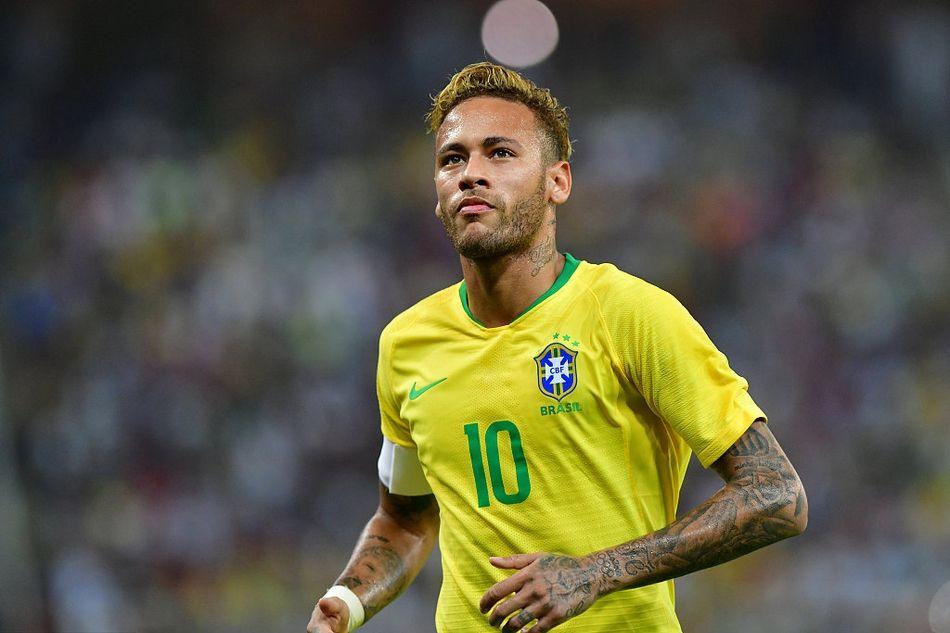 荷兰足协官方：小克鲁伊维特因伤缺战立陶宛，已经返回俱乐部（荷兰足协通报：小克鲁伊维特伤缺战立陶宛，已返回俱乐部）