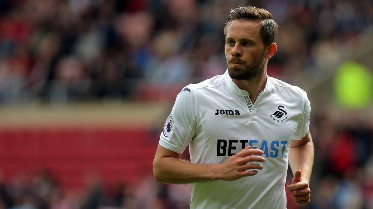 瓜迪奥拉谈10人轮换：确实有些过头了 我对此负全责