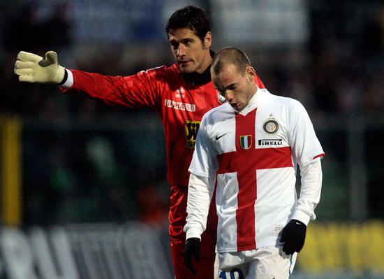 足球英超球队高薪续约门将，球迷满意（英超球队高薪续约门神，球迷叫好）