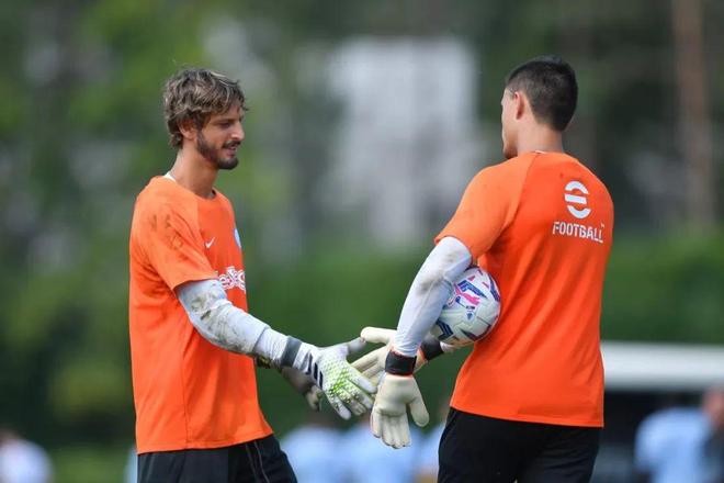 电讯报：赖斯等人对阿森纳表现很愤怒，认为没达到应有的水准（电讯报：赖斯等人对阿森纳发挥不满，直言未达应有标准）