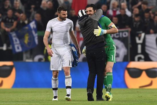 1射0正！利物浦亿元先生首发68分钟几乎隐形 数据惨淡态度更差