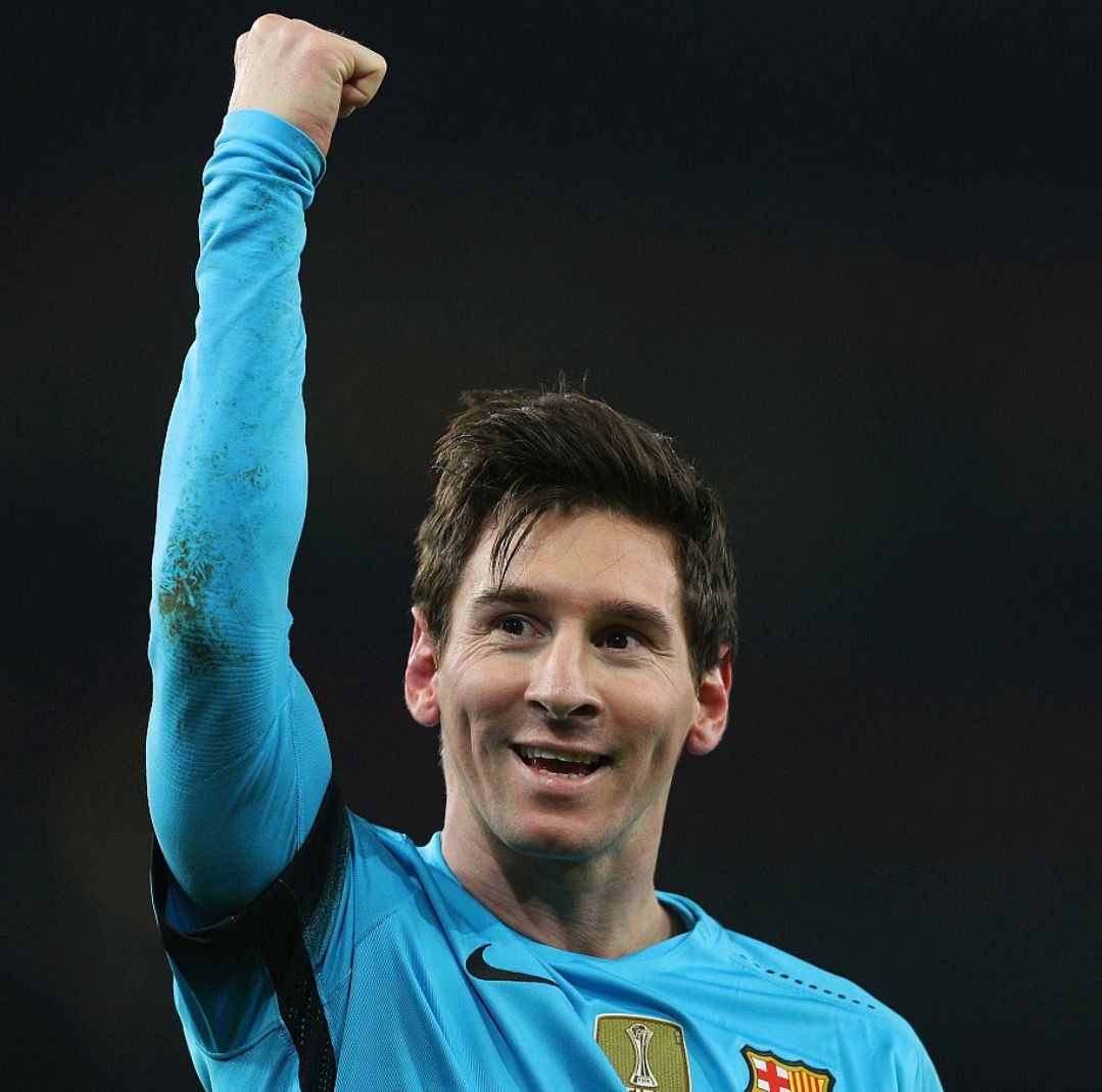 热苏斯：C罗明天会出战亚冠，我们28天没比赛需要恢复状态（热苏斯：C罗明日将出战亚冠，球队已歇28天需找回状态）