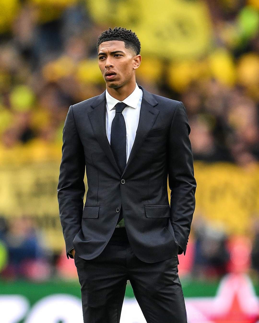 斯图加特的恩达夫在伤愈后重拾状态：逆境中的前锋之路