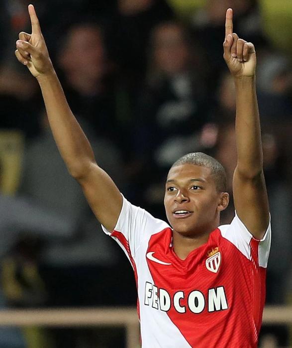 官方：英格兰名哨安东尼-泰勒将执法欧冠第4轮布鲁日vs巴萨（官方确认：欧冠第4轮布鲁日对阵巴萨将由英格兰名哨安东尼-泰勒执法）