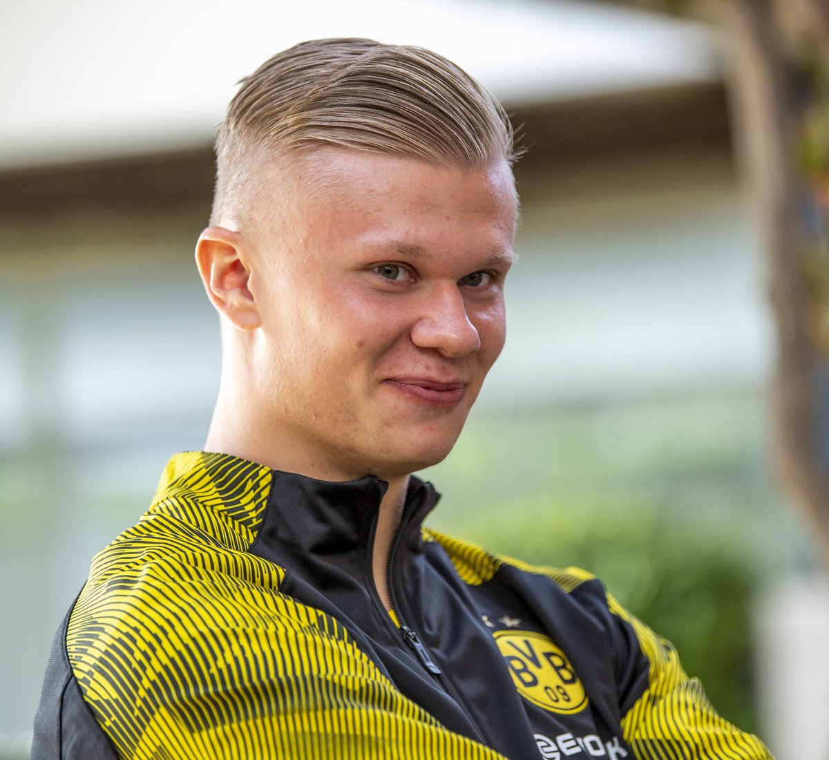 科莫0-0卡利亚里，平分秋色