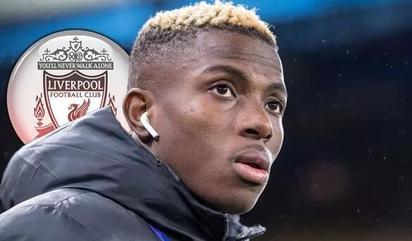 WTT总决赛女单1／8决赛，陈幸同4-2战胜队友石洵瑶，晋级8强