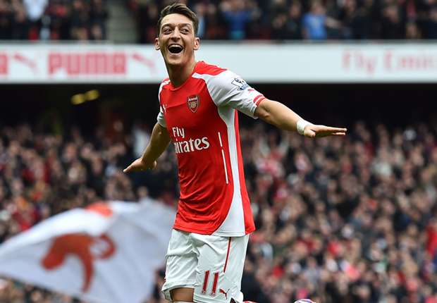 英超球员专访：凯恩谈状态与目标,（专访凯恩：聊英超近况与赛季目标）