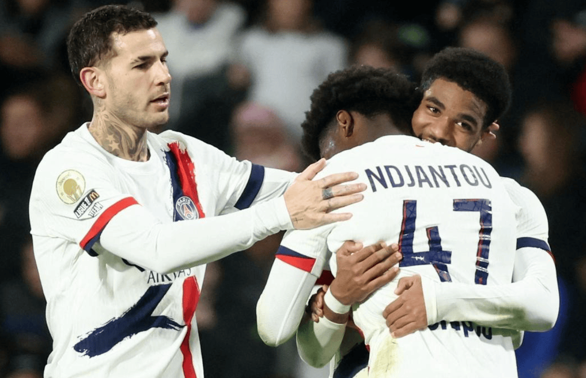 记者：乌尔赖希预计将在赛季结束后退役，留在拜仁任职